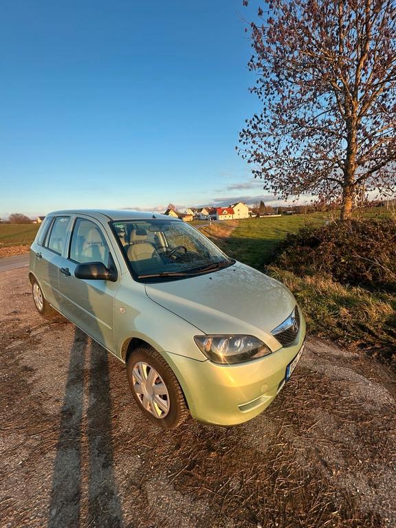 Mazda 2