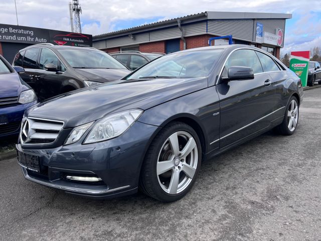 Mercedes-Benz E-Klasse Coupe E250 CGI BlueEfficiency*GARANTIE*