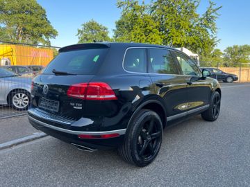 Volkswagen Touareg - 5