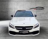 Mercedes-Benz C 63 AMG Limousine 360° Cam, Burmester, SportAGA - Mercedes-Benz C 63 AMG: Sport