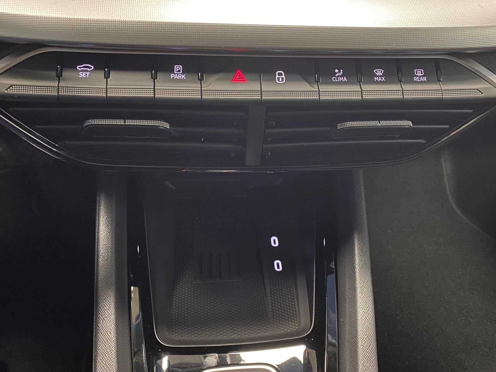 Fahrzeugabbildung SKODA Octavia 1.5 TSI mHEV Selection+ACC+RFK+5J. GARAN