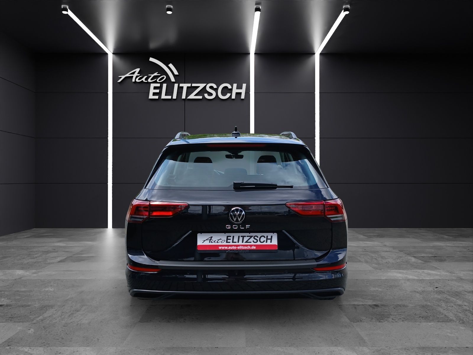 Fahrzeugabbildung Volkswagen Golf VIII Variant TDI Life LED Navi AID ACC Park