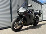 Honda CBR600RR / MY 2025 /  AKRAPOVIC , GILLES !!