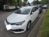Toyota Auris Touring S. Hybrid 1,8-l-VVT Team Deuts... - Toyota Auris: Sitzheizung