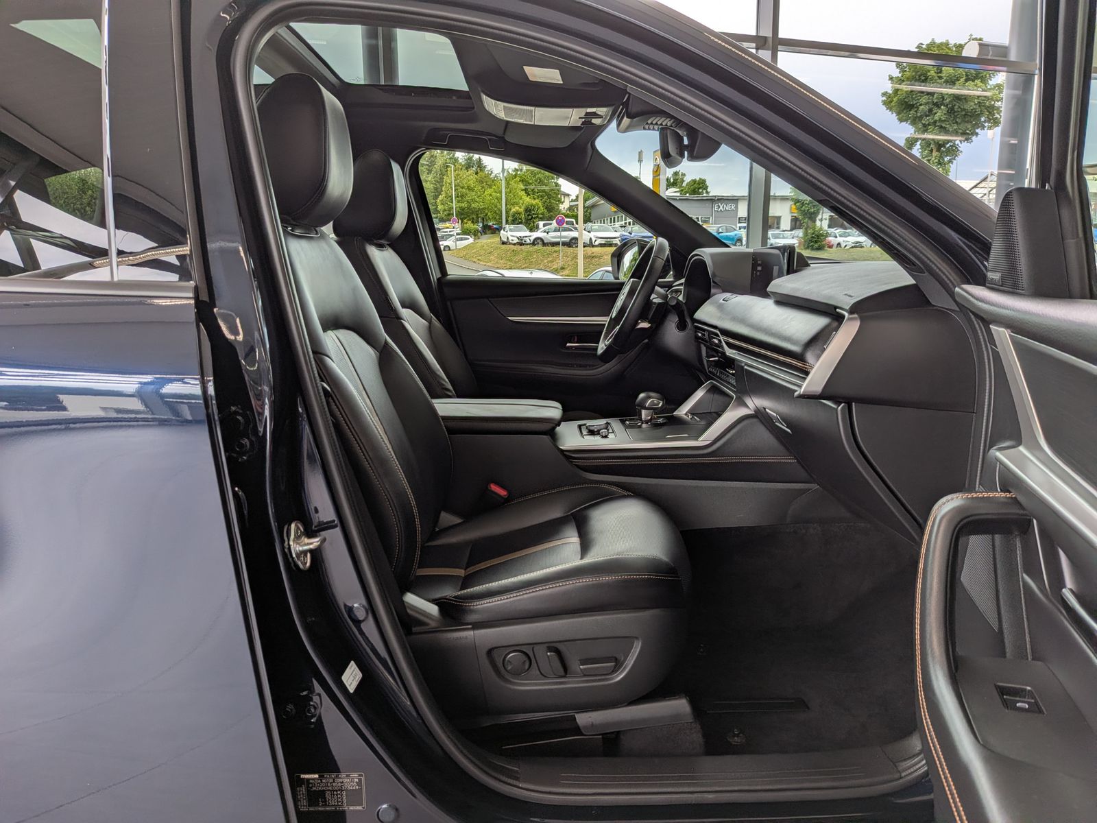 Fahrzeugabbildung Mazda CX-60 e-SKYACTIV-D254 HOMURA+ AWD Pano HUD Bose