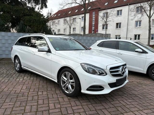 Mercedes-Benz E 300 E T-Modell E 300 CGI BlueEfficiency 4Matic