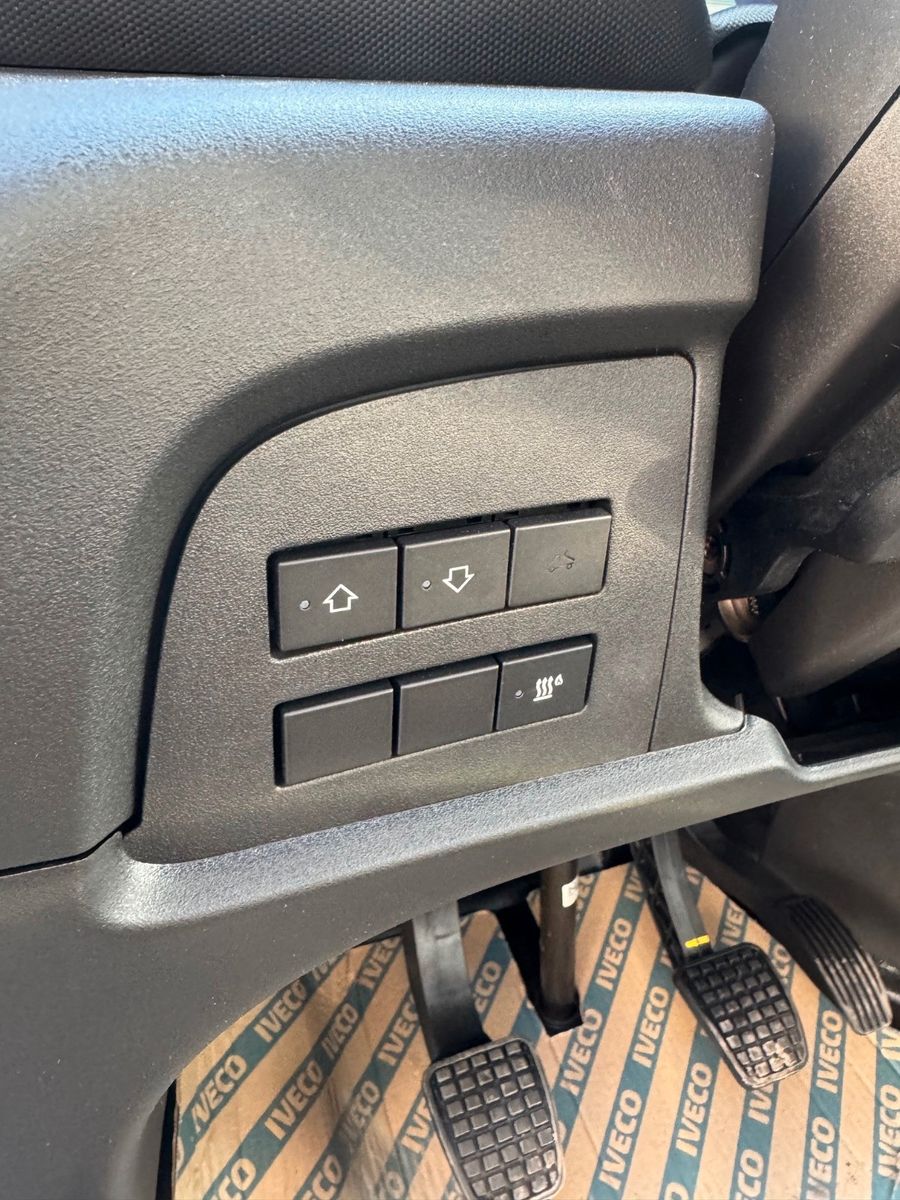 Fahrzeugabbildung Iveco Daily 70C18 H 3.0L *R3.750mm*AHK*Sperre*Standh*