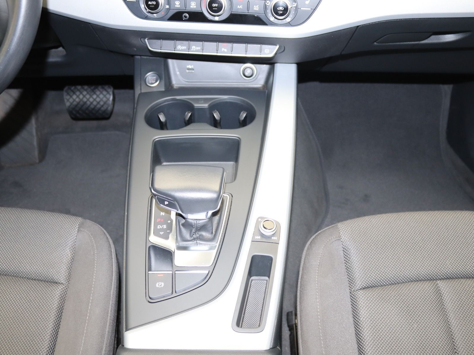 Audi A4 - Bild 13