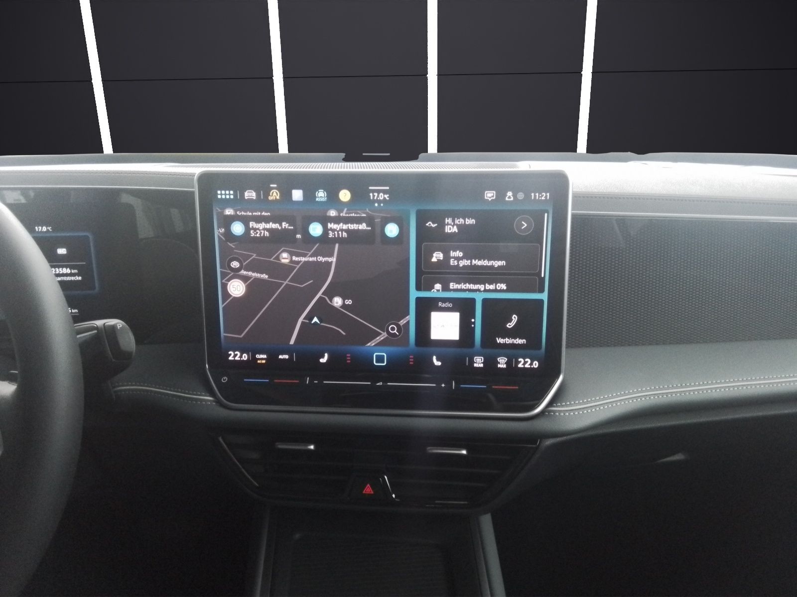 Fahrzeugabbildung Volkswagen Passat eTSI DSG LED ACC NAVI TRAILERASSIST