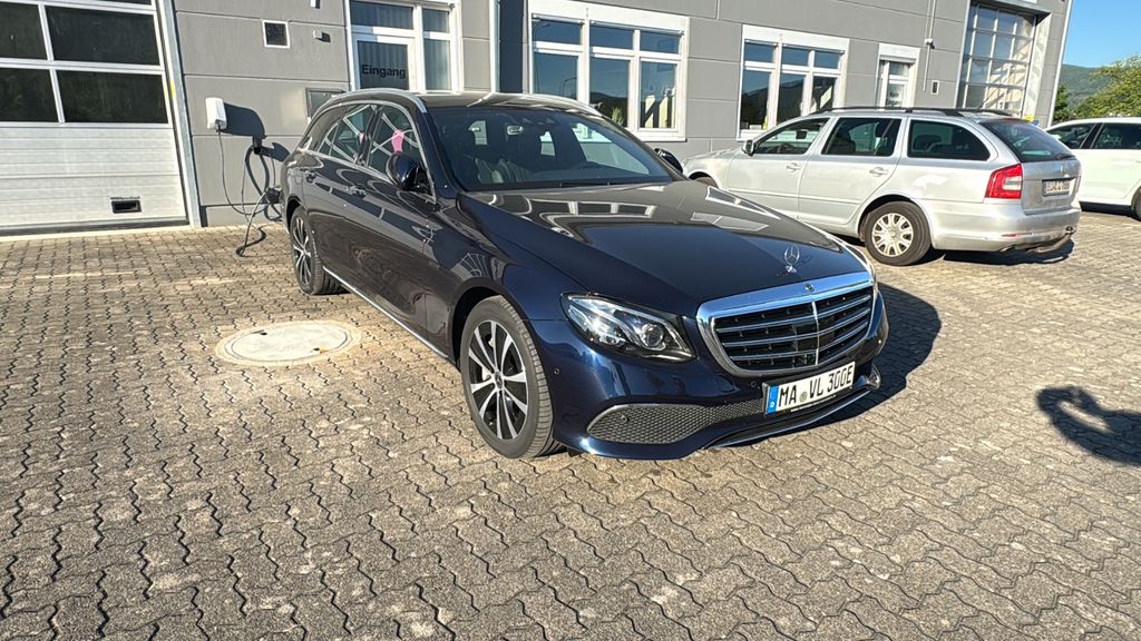 Mercedes-Benz E 300