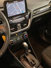 Fahrzeugabbildung Ford Fiesta Cool & Connect **Automatik**HU/AU neu**