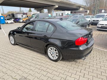 BMW 320 - 4