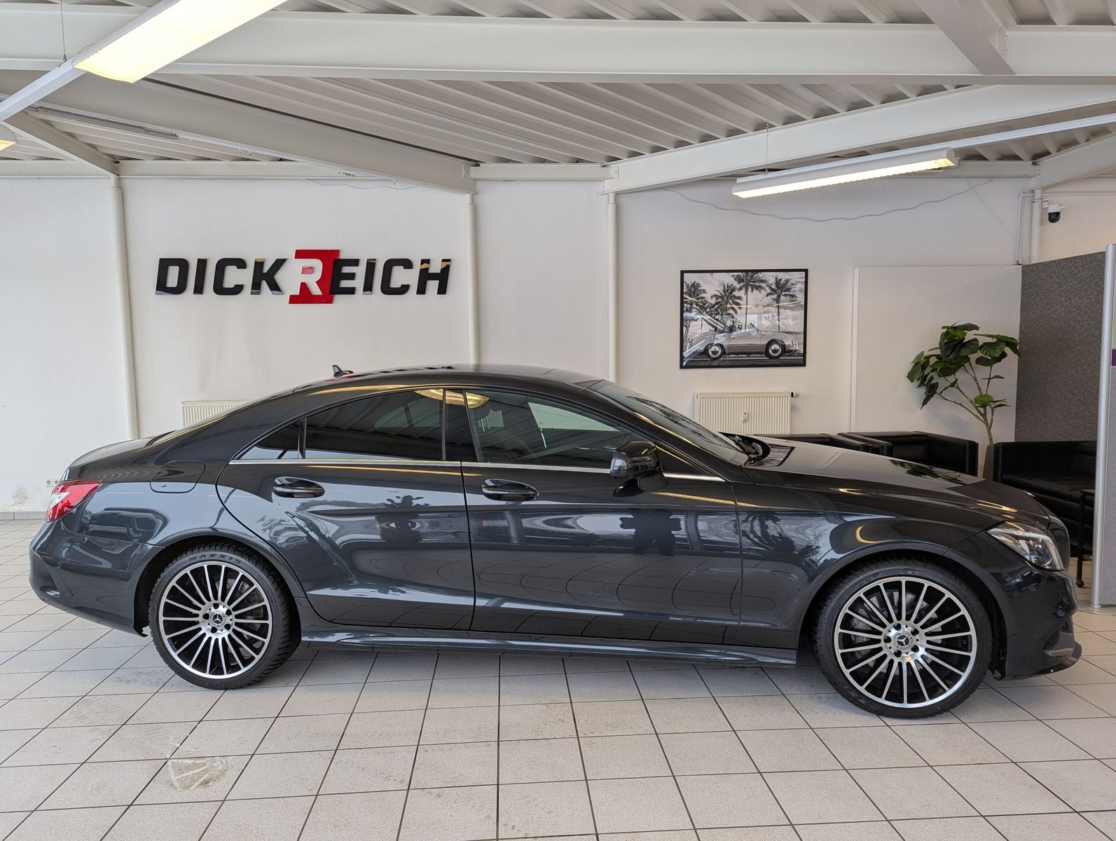 MERCEDES-BENZ CLS 350 d 4Matic AMG StHz. Multibeam Memory 360° - Image 8