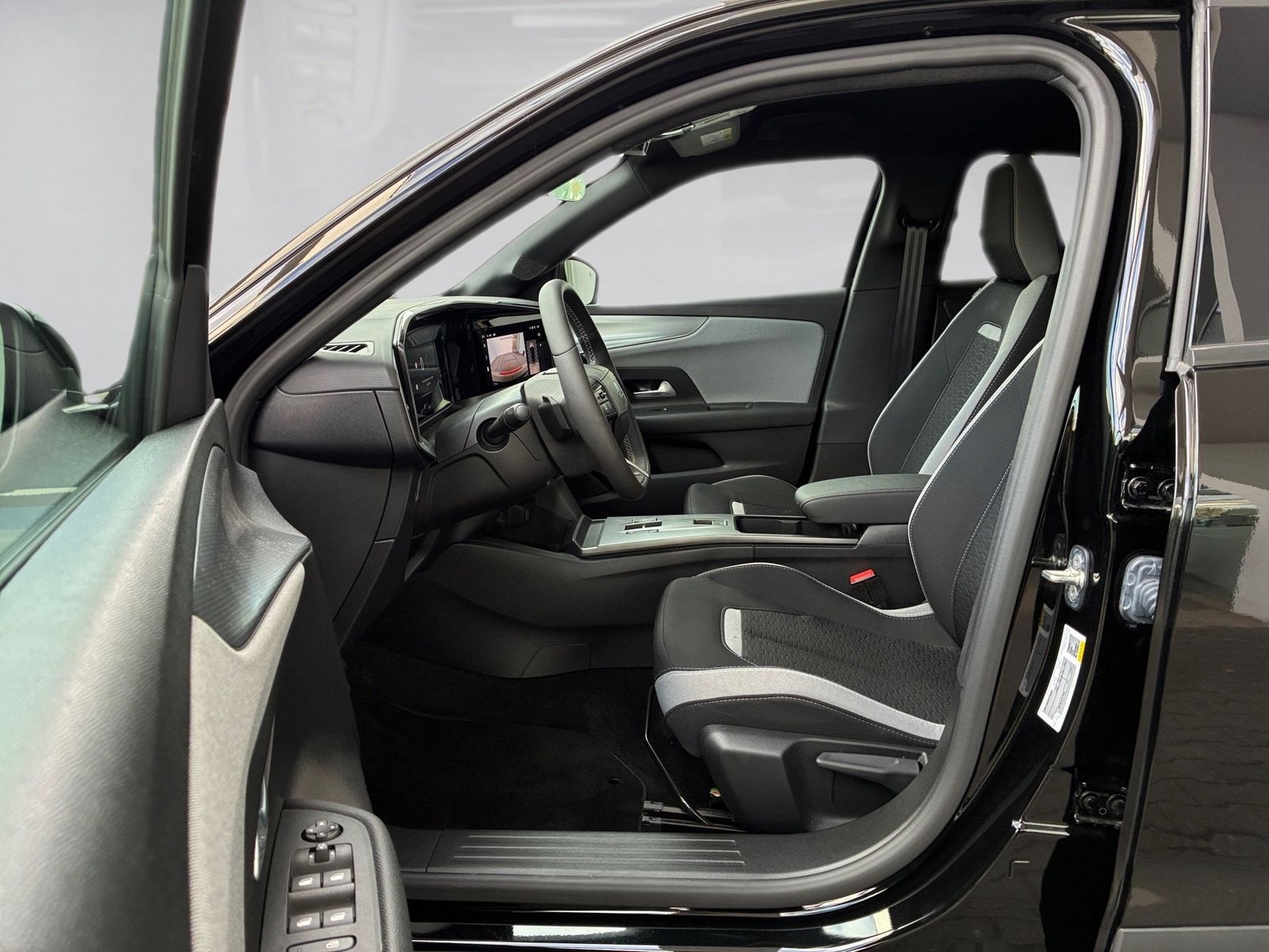 Fahrzeugabbildung Opel Mokka 1.2 Turbo Edition Kamera,LED,Navi,SHZ,PDC