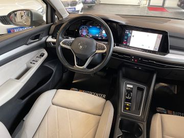 MYAUTOCENTER – Gebraucht- und Jahreswagen mit Werkstattservice in Pfaffenhofen Volkswagen Golf VIII Variant Life *1. Hand*Kamera*AHK*Klima