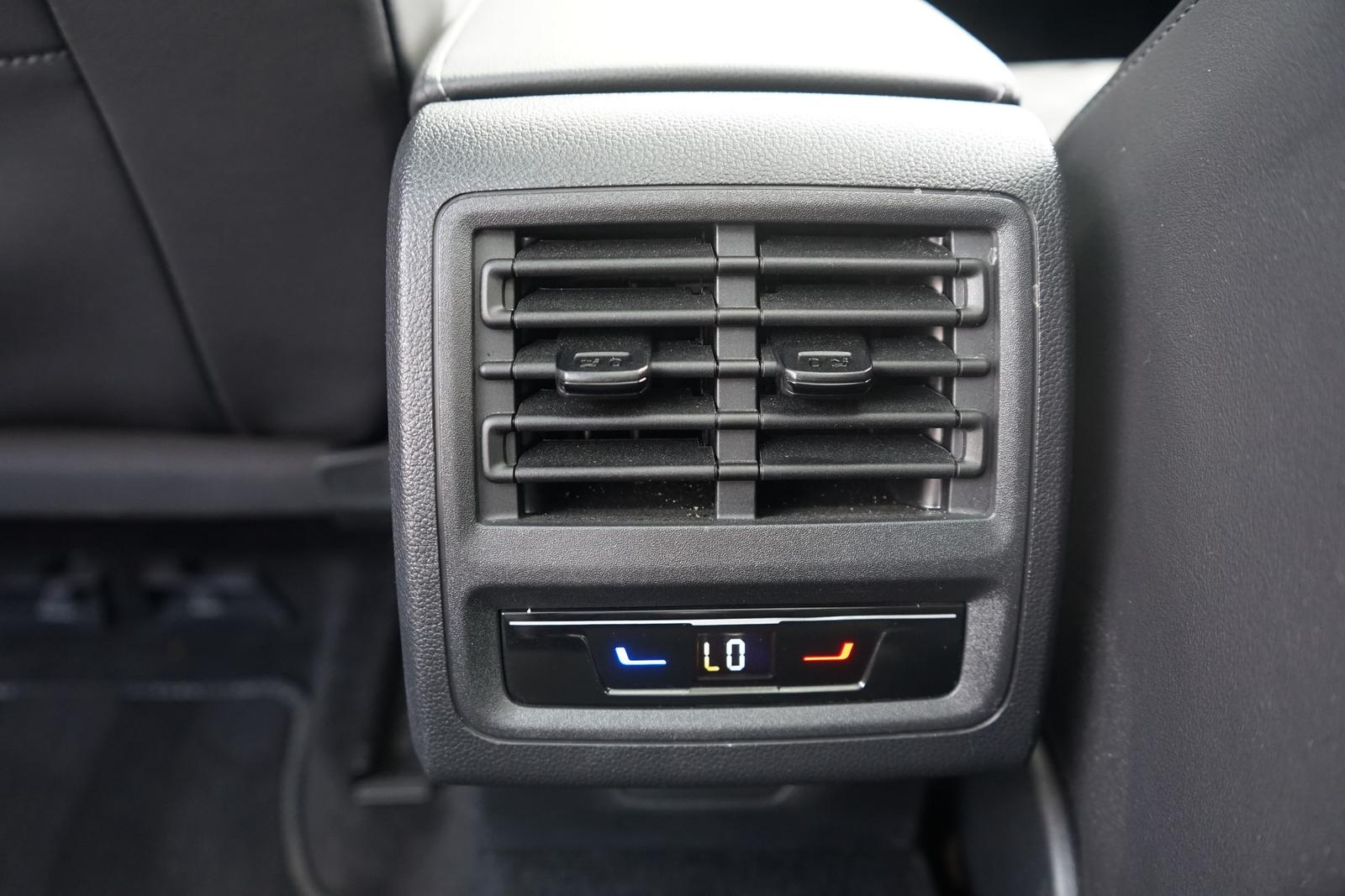 Volkswagen Golf VIII Variant 1.5 TSI R-Line LED Panorama, миниатюра 29