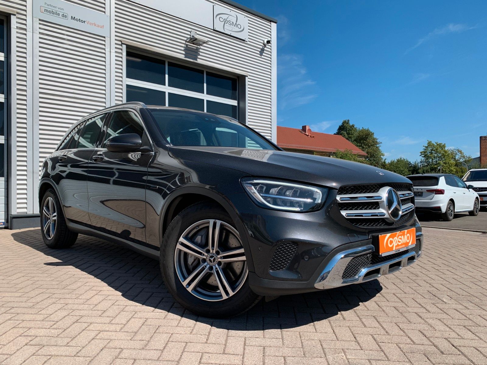 Mercedes-Benz GLC 300e 4Matic Exclusive Luft AHK Leder Keyless foto 3