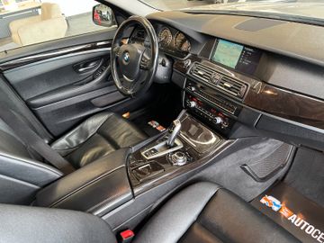 BMW 525d Lim. Aut.*NAVI*PDC*SHZ*STARTSTOP*VOLLLEDER*