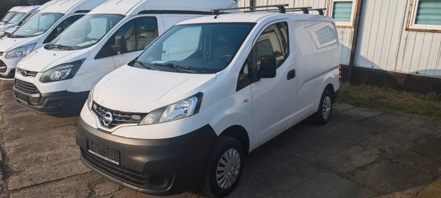 Nissan NV200 /Evalia Kasten Pro AHK/Würth Regalsystem