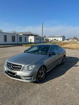 Mercedes-Benz C 250 Sport Coupé Autom.  - Mercedes-Benz C 250: Sport