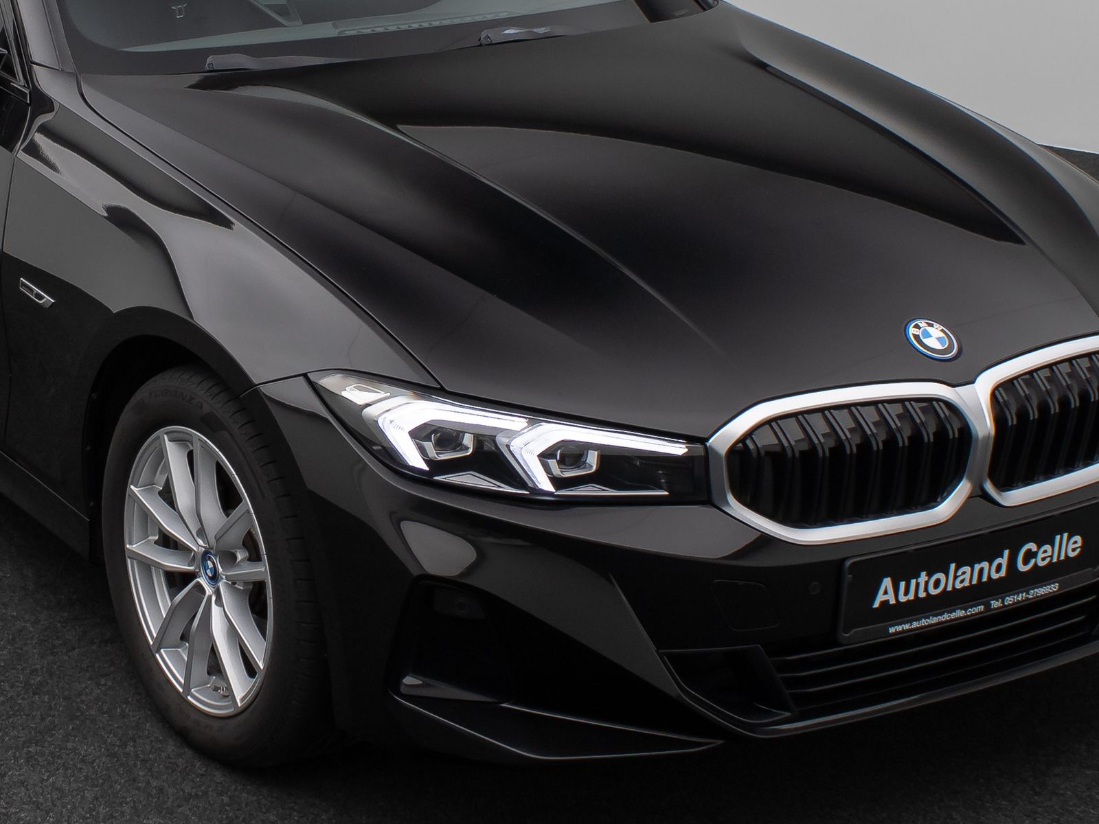 Fahrzeugabbildung BMW 330e DAB CockPit+ Lordos PDC Geschwindigkeitsreg