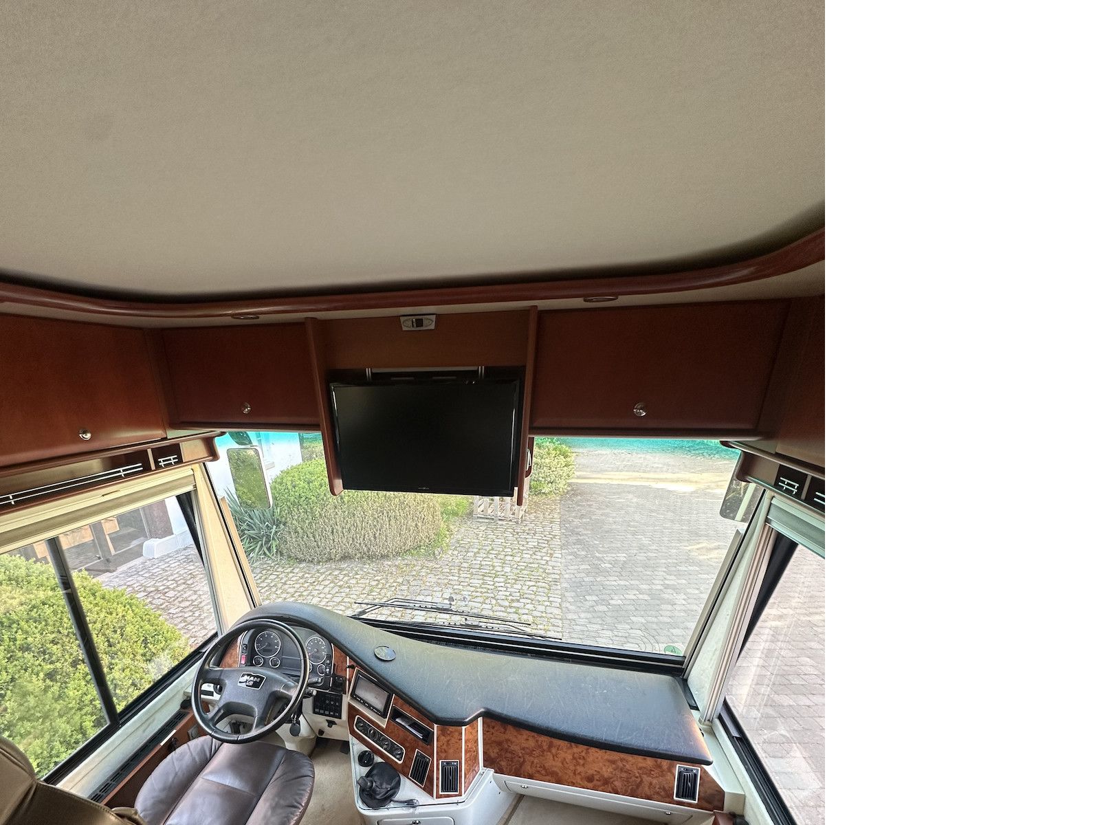 Fahrzeugabbildung Concorde Charisma 890 LS MAN TGL 02