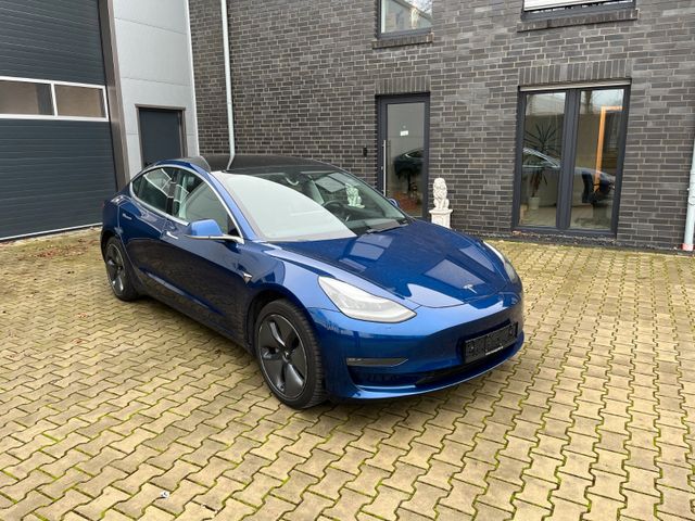 Tesla Model 3 Long Range/AWD/autonomes Fahren