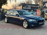 BMW 530d Touring*Aut.*Navi*Xenon*Leder*PDC*HEAD-UP - BMW 530 aus 2010: Kombi