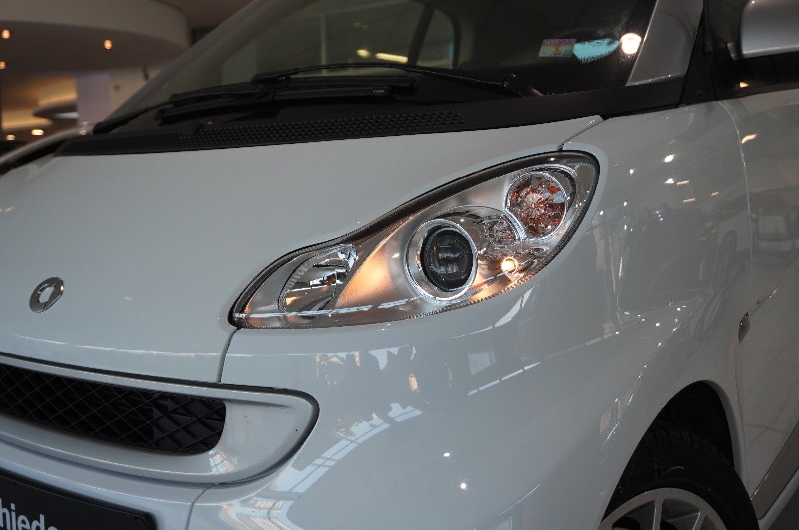 Fahrzeugabbildung Smart ForTwo 1.0 COUPE PASSION AUTOM. KLIMA/PANO/RADIO