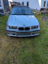 BMW 318 i Cabrio - BMW 318 aus 1997: 318i