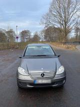 Mercedes-Benz Mercedes A150 - Mercedes-Benz A 150 in Hamburg