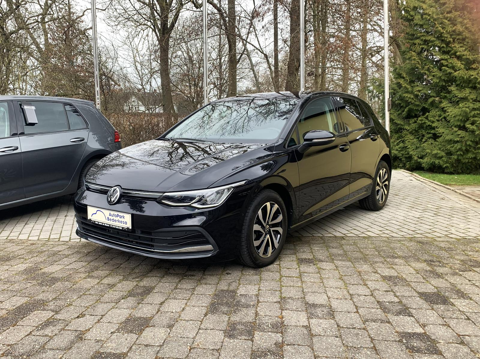 Volkswagen Golf 1.0 TSI Active LED+ACC+NAVI+Lenkradhz.