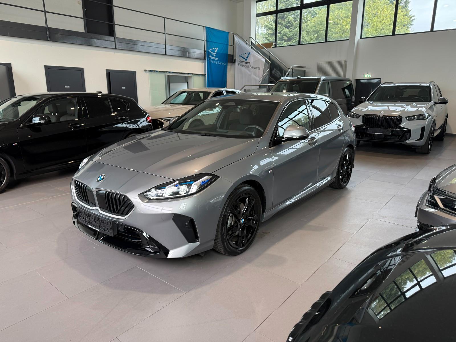 BMW 120 M Sport HUD/LED/H&/COCKPIT PROF./360°/SIDE