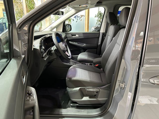 Ford Grand Tourneo Connect PHEV Titanium