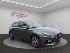 HYUNDAI i30 Apple CarPlay Android Auto Klimaautom Lenkra