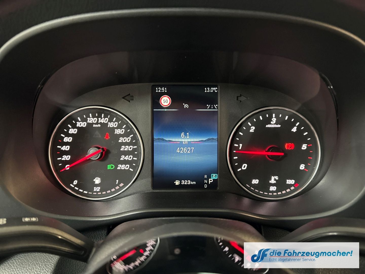 Fahrzeugabbildung Mercedes-Benz Vito Kasten 116 CDI RWD PRO lang Navi Apple CarP