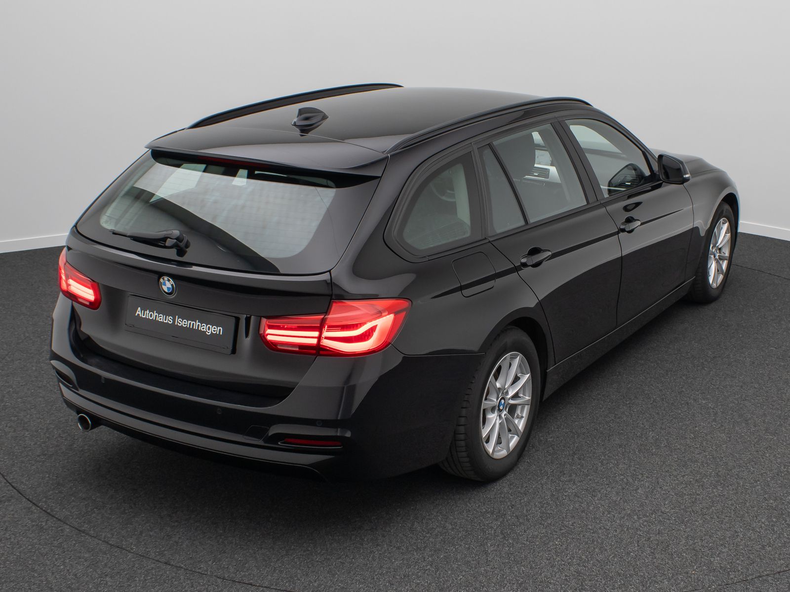Fahrzeugabbildung BMW 318d NaviPro WLANLordos PDC LED Komfort Alarm