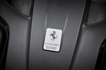 صورة مصغرة 24 لـ 2016 Ferrari GTC4LUSSO