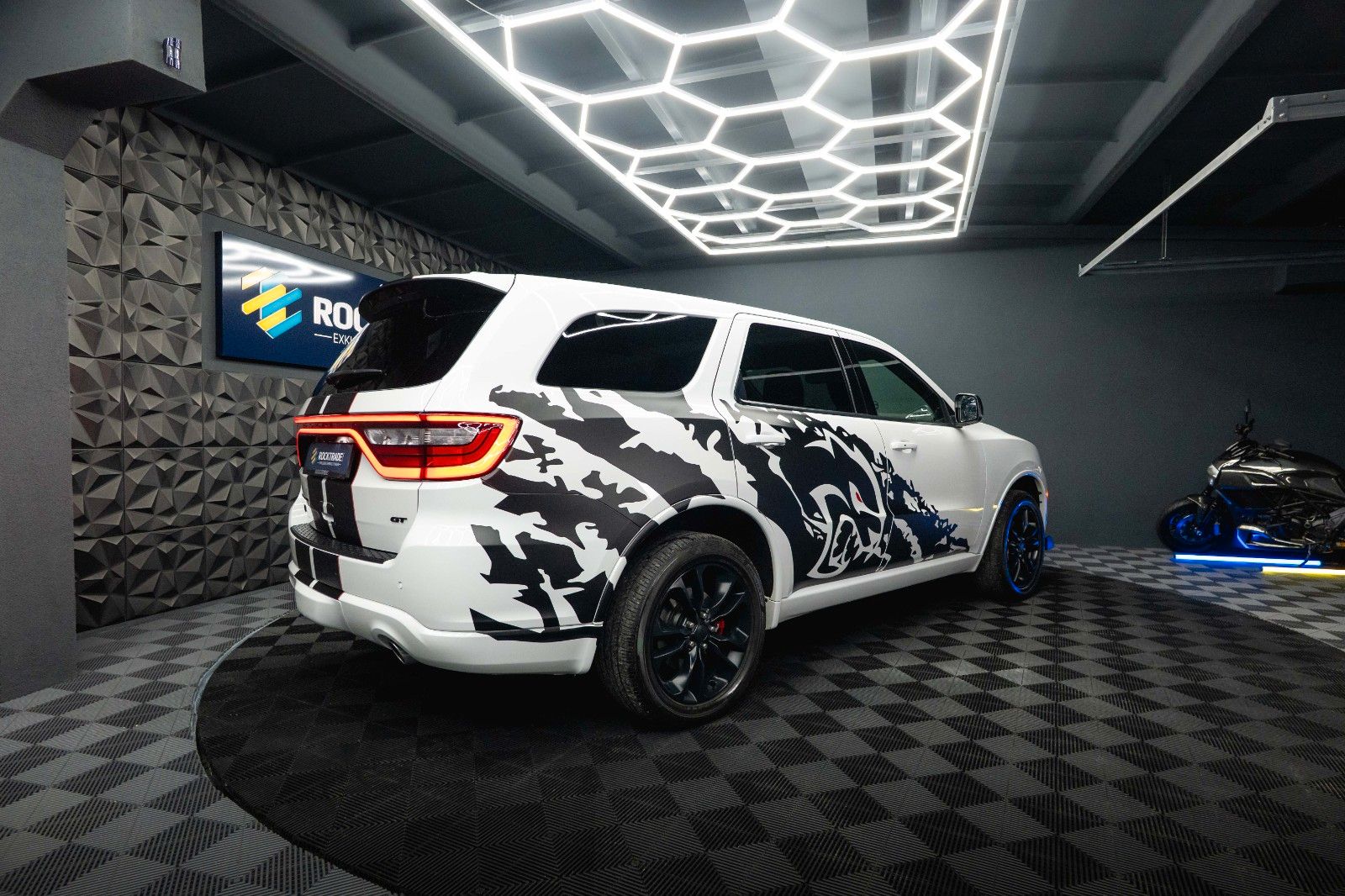 Fahrzeugabbildung Dodge Durango 3.6 V6 GT SRT 4x4 Night-Paket Modell 22