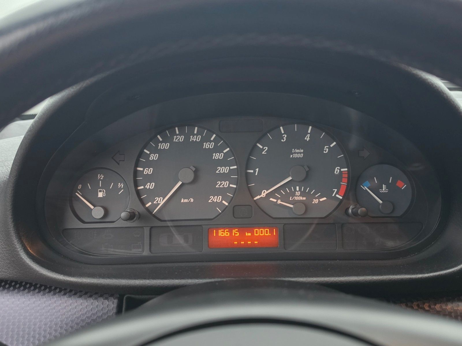 Fahrzeugbild 14