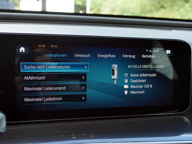 Mercedes-Benz EQC 400 4M AMG AMG MEMO MULTI 360 AHK DISTR SPUR