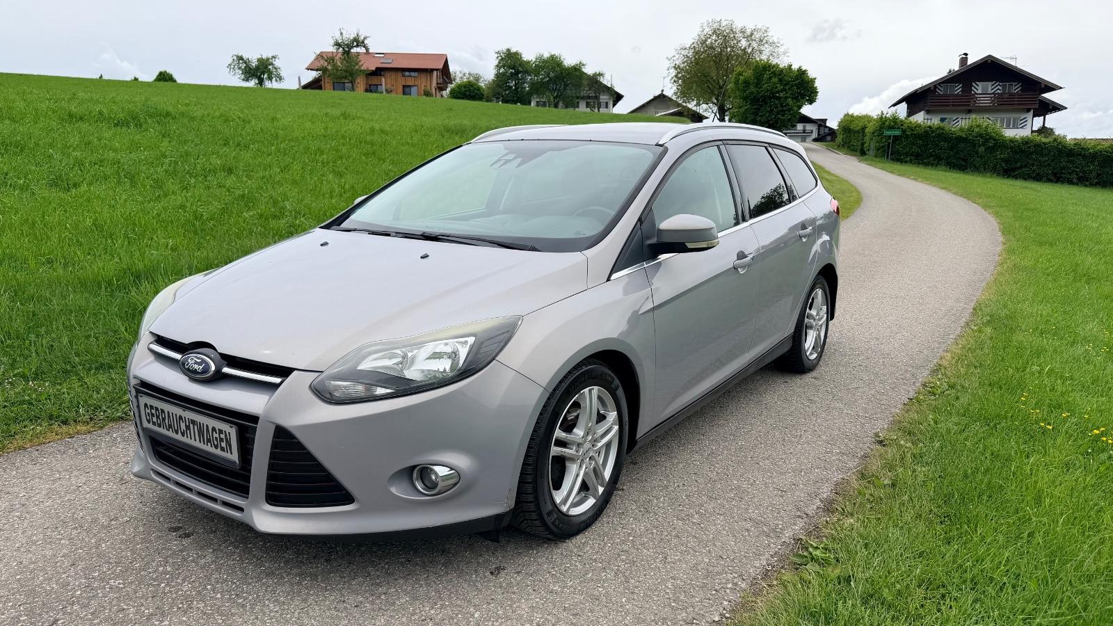 Ford Focus Turnier Titanium*Navi*Scheckheftgepflegt*