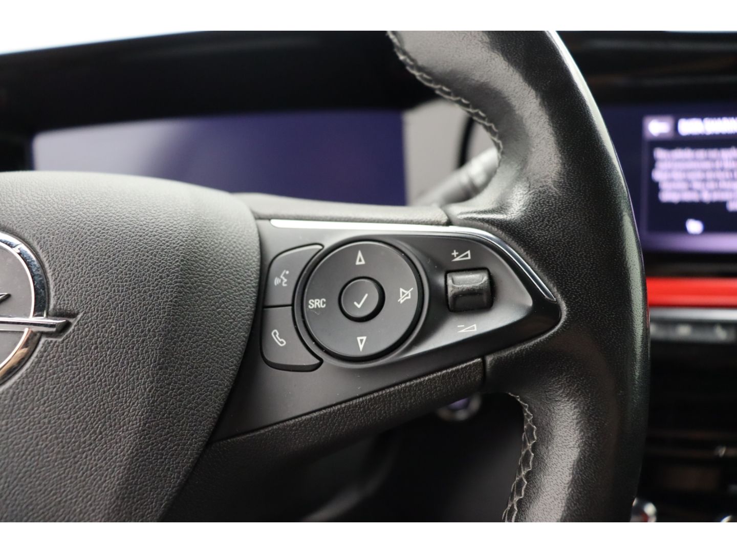 Fahrzeugabbildung Opel Mokka-e e GS Line Kamera SHZ Einparkhilfe ACC