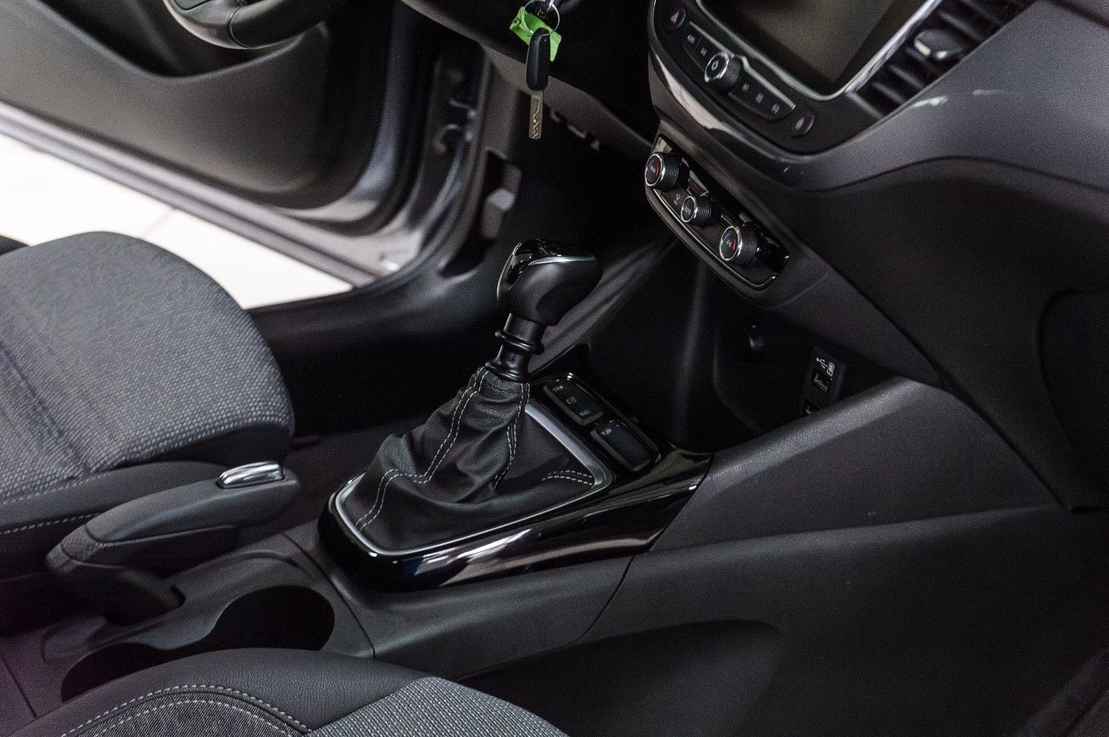 Fahrzeugabbildung Opel Crossland Elegance +LED +SHZ +Kamera