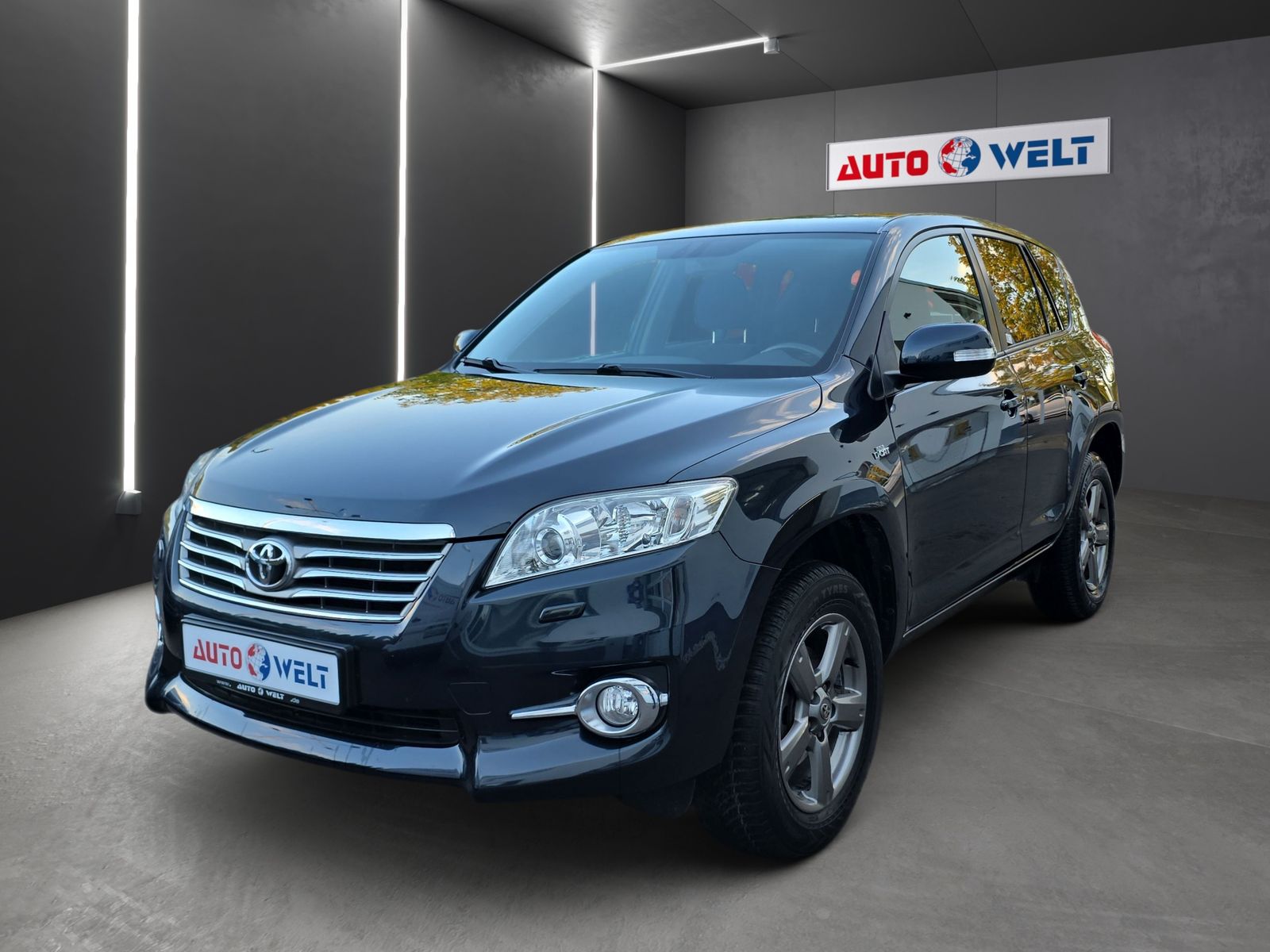 Toyota RAV 4 RAV4 2.2D 4x4 Automatik Executive
