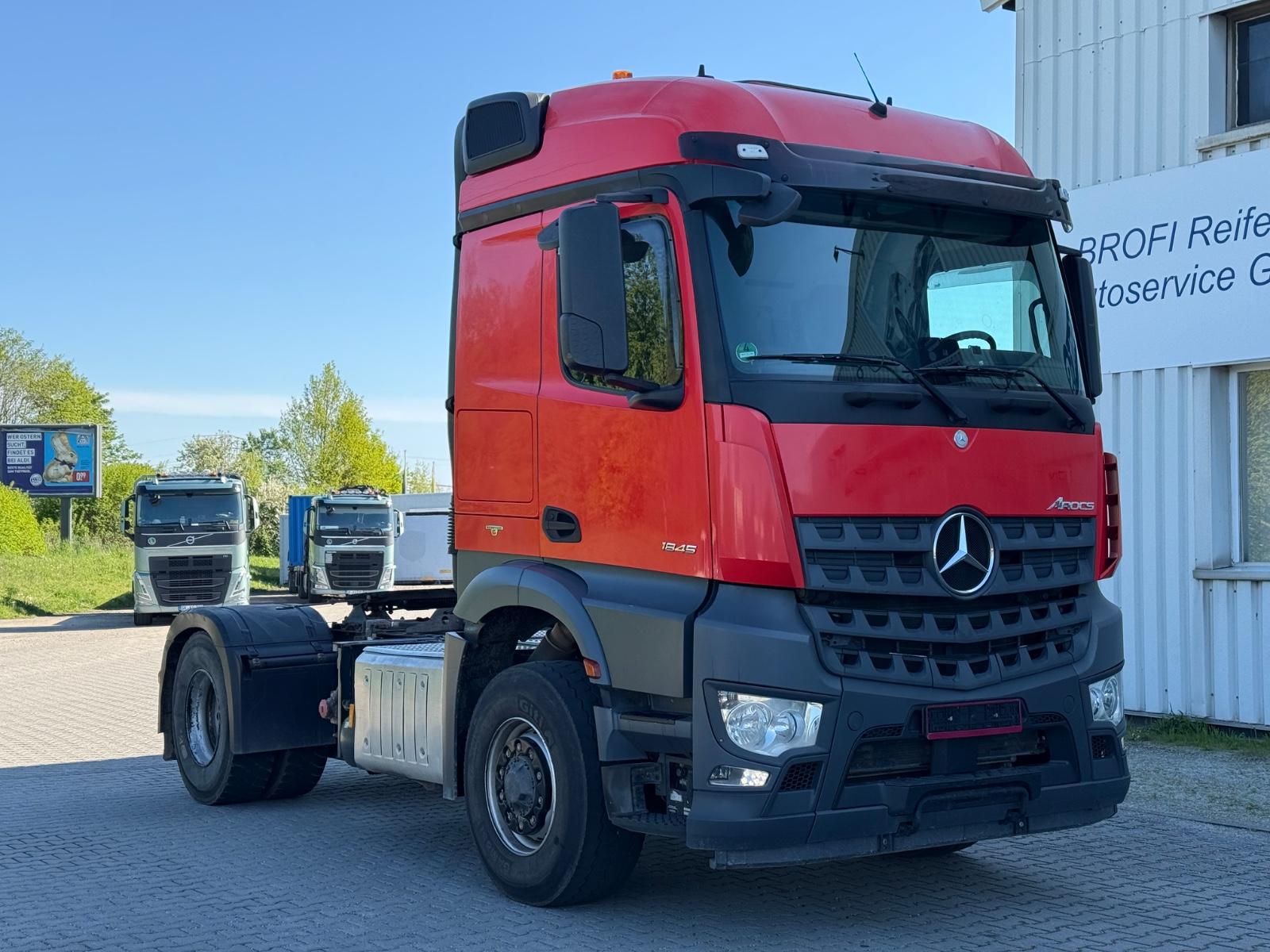 Mercedes-Benz Arocs 1845 L 4x4 HAD Retarder Kühlbox Hydraulik