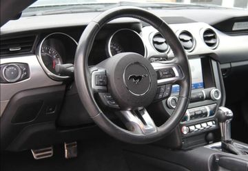 Ford Mustang - 3