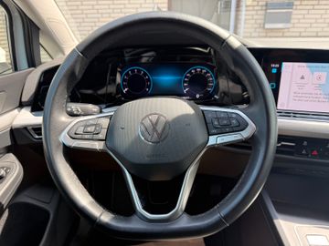 Volkswagen Golf - 10