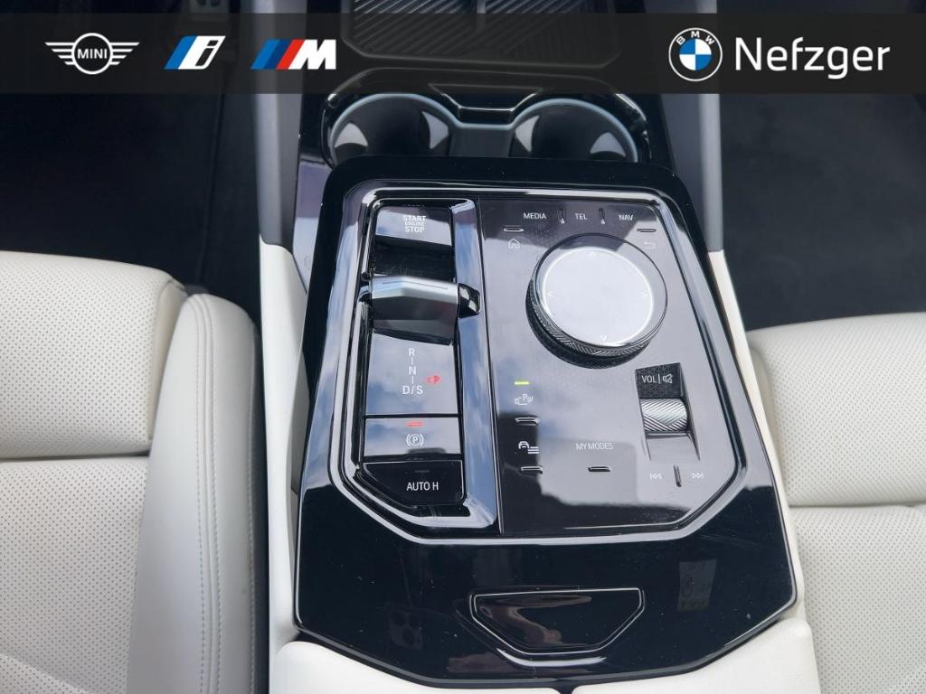 BMW 530 e Touring M Sport H&K LED Alarm M Fahrwerk D