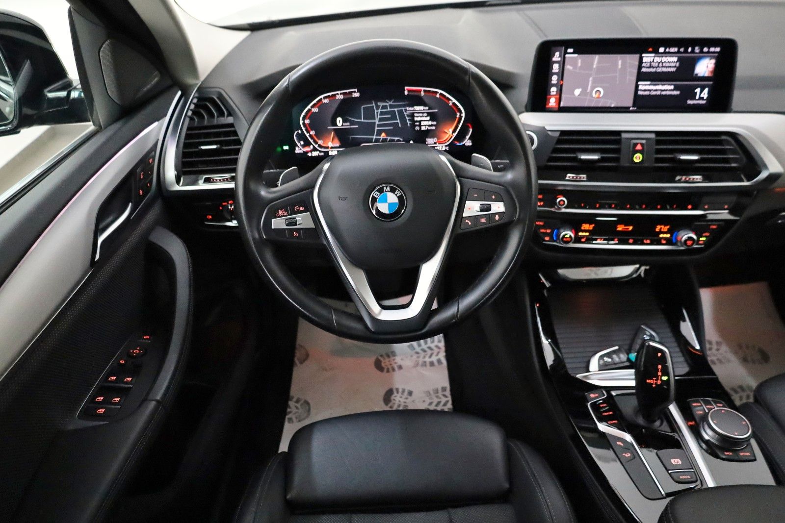 Fahrzeugabbildung BMW X4 xDrive 20 d xLine,Navi,SH,Kamera,H&K,Panorama